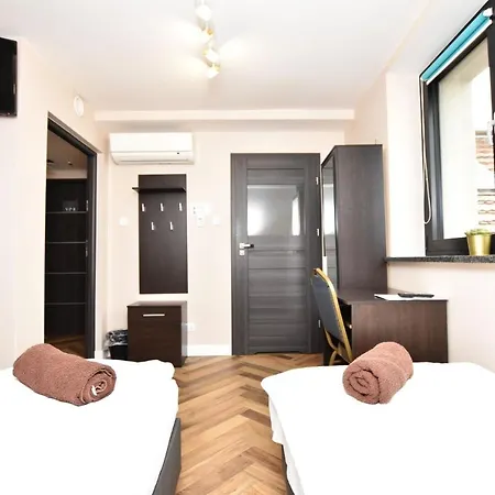 Dukes - Wita Stwosza Apartmán