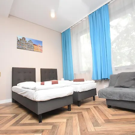 Dukes - Wita Stwosza Apartamento *